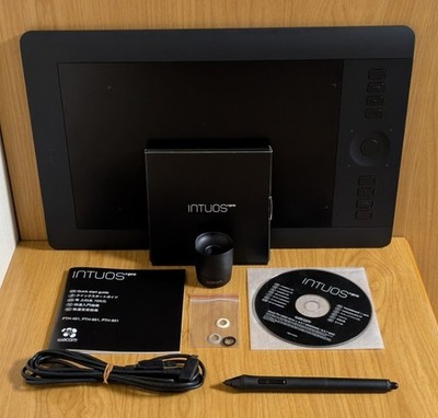 【コッペさん専用】Wacom Intuos Pro PTH-651/未開封未使用 s-l400.jpg