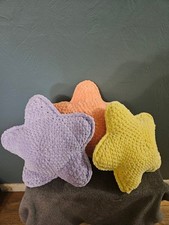 Set of 3 Star Shaped Plush Pillows