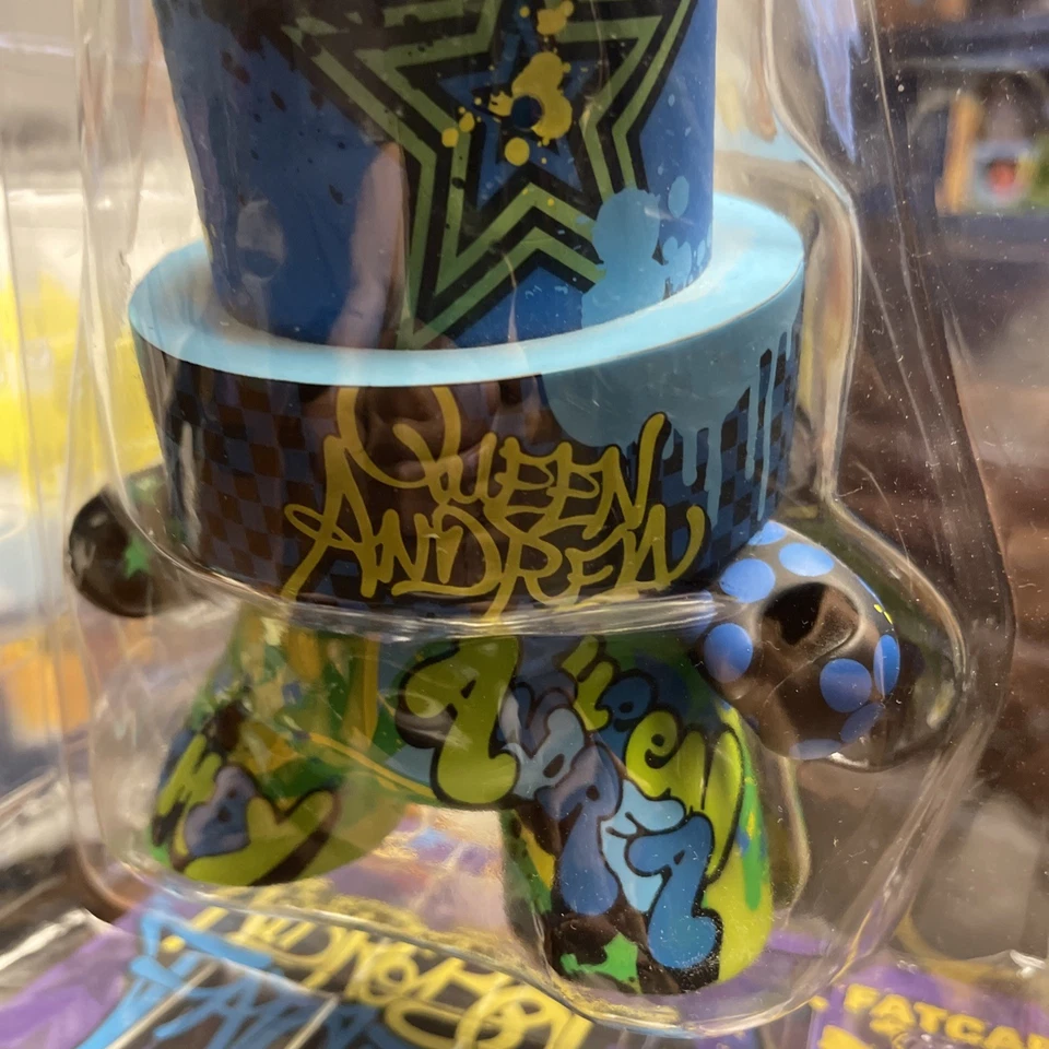 Kidrobot X Queen Andrea Super Fattie FATCAP 6” Urban Vinyl 2012 Graffiti Can HTF - Image 3 of 4