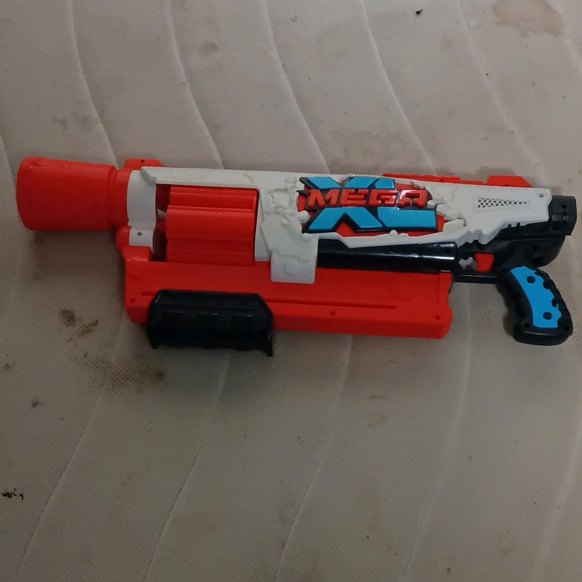 Nerf Mega XL Boom Dozer Blaster 6 Nerf Mega XL Whistler (Darts not