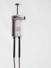 VINTAGE LEITZ LEICA DOUBLE CABLE RELEASE CHROME