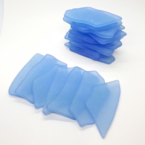 Sea glass place cards - Sky blue - Irregular shapes - Picture 2 of 4