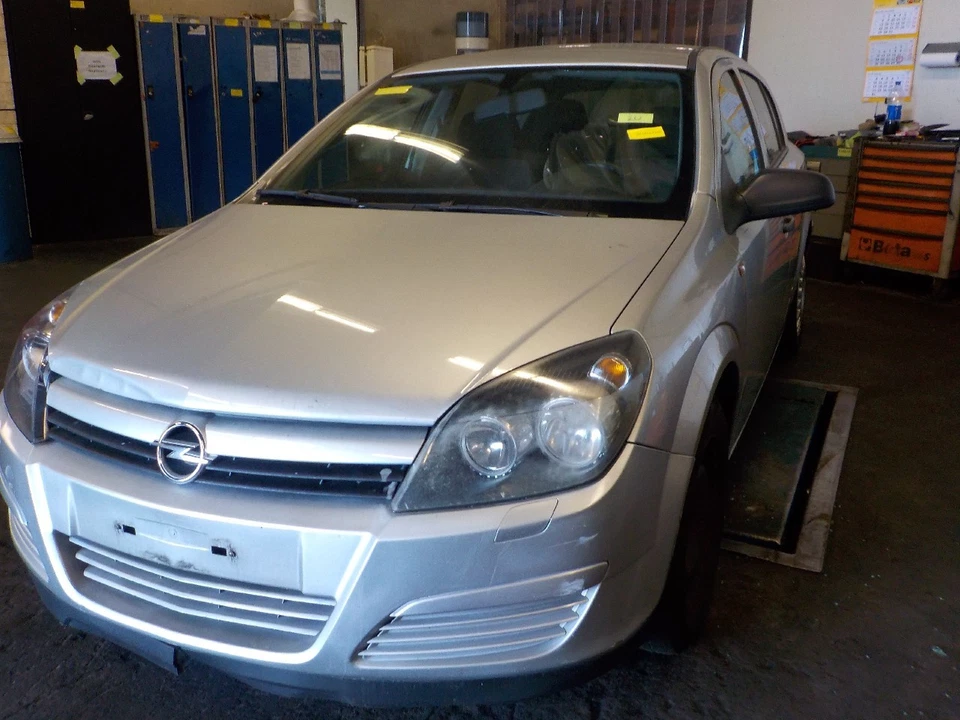 Opel Astra H Motor del ventilador 2004 13132559 13147279 Z 17 DTH - Imagen 4 de 4