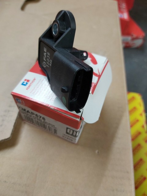 0281002845 bosch датчик