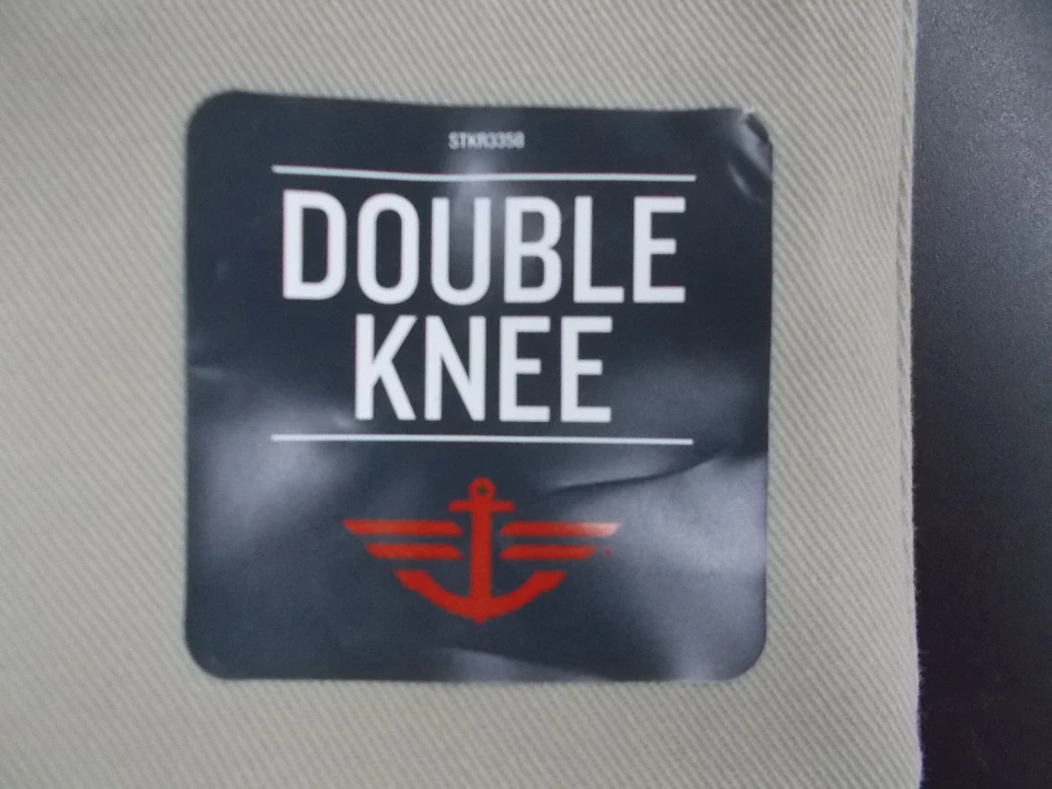 Chicos Dockers $38 Uniforme/Pantalones Casuales Caqui Husky Talla 28HX24" - 34HX31" Foto 3 de 4