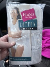 Hanes Her Way Size 9 White Cotton Brief Underwear 3 Pair Vintage 1999 NEW