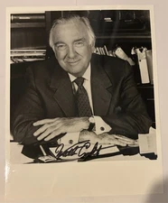 Walter Cronkite signed 8" x 10" autographed photograph