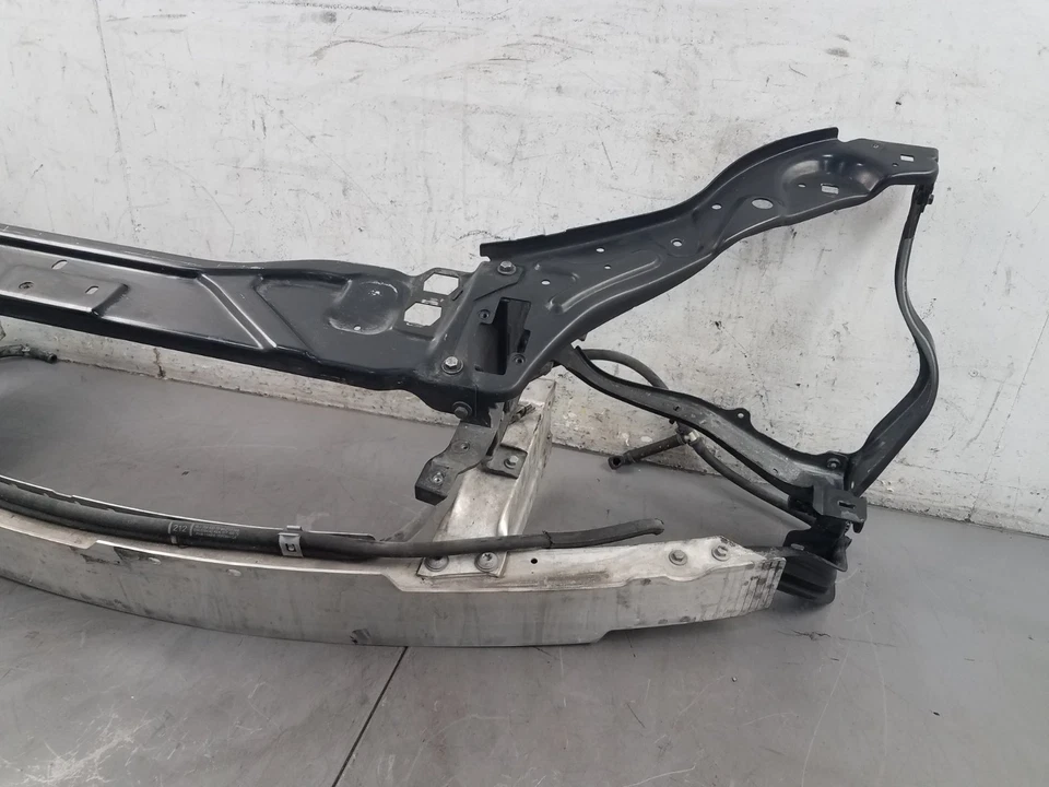 Mercedes Benz AMG E 63 2012 radiador delantero núcleo soporte/barra de impacto #2691 VV9 Foto 2 de 4