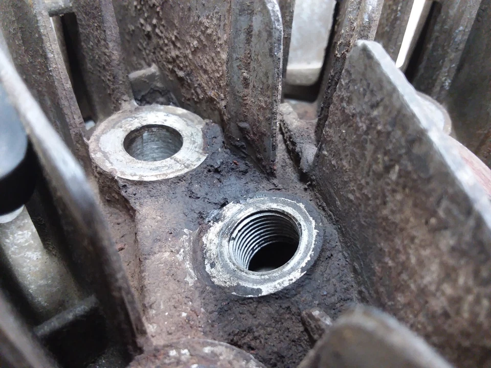 铃木 125 TC125 Prospector 发动机气缸盖 1972 ANX — 第 2/4 张图片