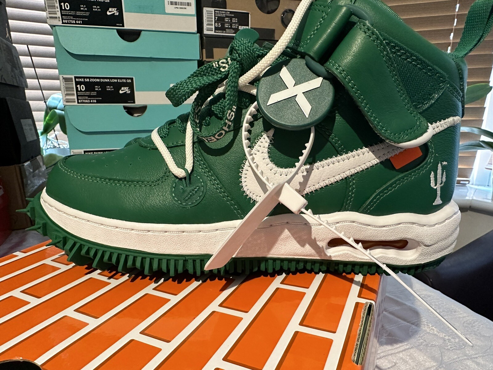 OFF WHITE X NIKE Taglia UK 6 5 Nike Air Force 1 Mid SP pelle x bianco sporco verde pino