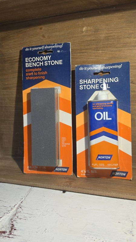 Vintage Norton Sharpening Stone And Sharpening Stone Oil