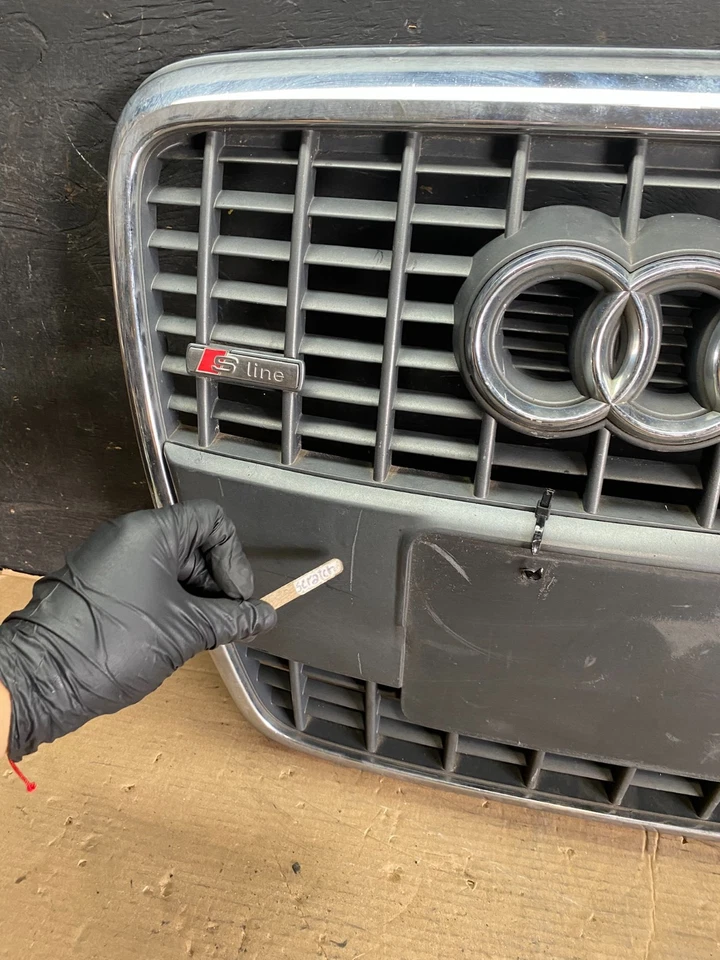 2005 to 2008 Audi A6 S-Line Front Upper Grill Grille Oem r2208 DG - Image 4 of 4