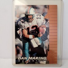 Dan Marino 1997 Pinnacle Rembrandt #4 Miami Dolphins Quarterback Club