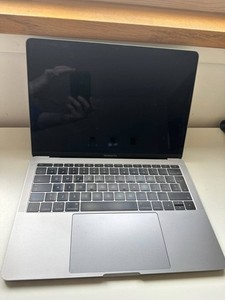 MacBook Pro 13" Ende 2016 DEFEKT – i5 8GB 256GB SSD, Display defekt, Ersatzteile