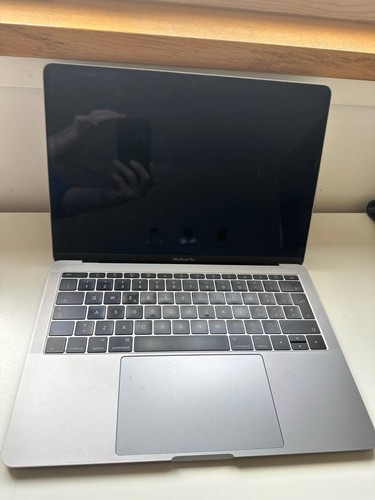 MacBook Pro 13" Ende 2016 DEFEKT – i5 8GB 256GB SSD, Display defekt, Ersatzteile