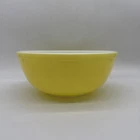Vintage Pyrex #404 Yellow 4 Quart Ovenware Nesting Mixing Bowl USA Primary