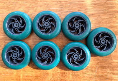 VEX Robotics 2.75'' Diameter  Rubber Traction Wheel - 276-1496 Bundle Lot of 7