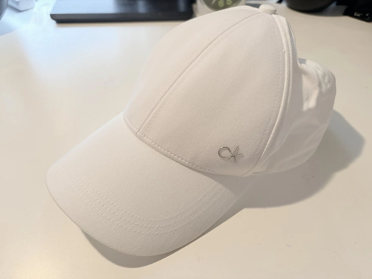 CALVIN KLEIN Womens One Size Soft Eggshell White Beanie Hat W Scarf Set NEW White Castle Knit Hat x Scarf Set | House of Crave main image 3