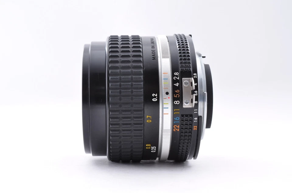 SIC S/N832xxx Nikon Ai-s Nikkor 28mm f/2.8 MF Mint Lens from Japan #1019003 - Image 3 of 4