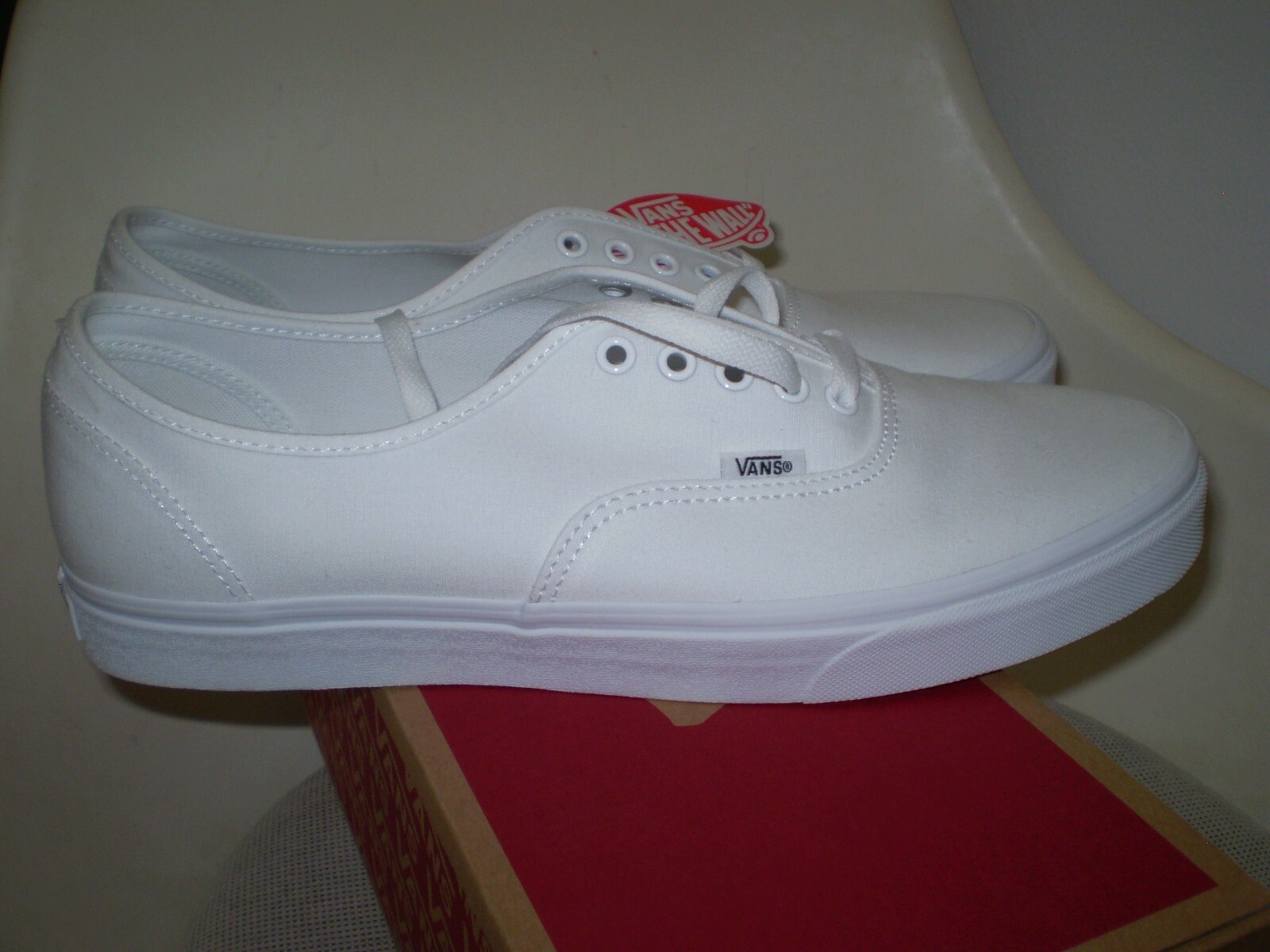 Vans Men Authentic (true white) Size Men's 13 US Off The Wall canvas Vans Men Authentic (true white) Size Men's 13 US Off The Wall canvas