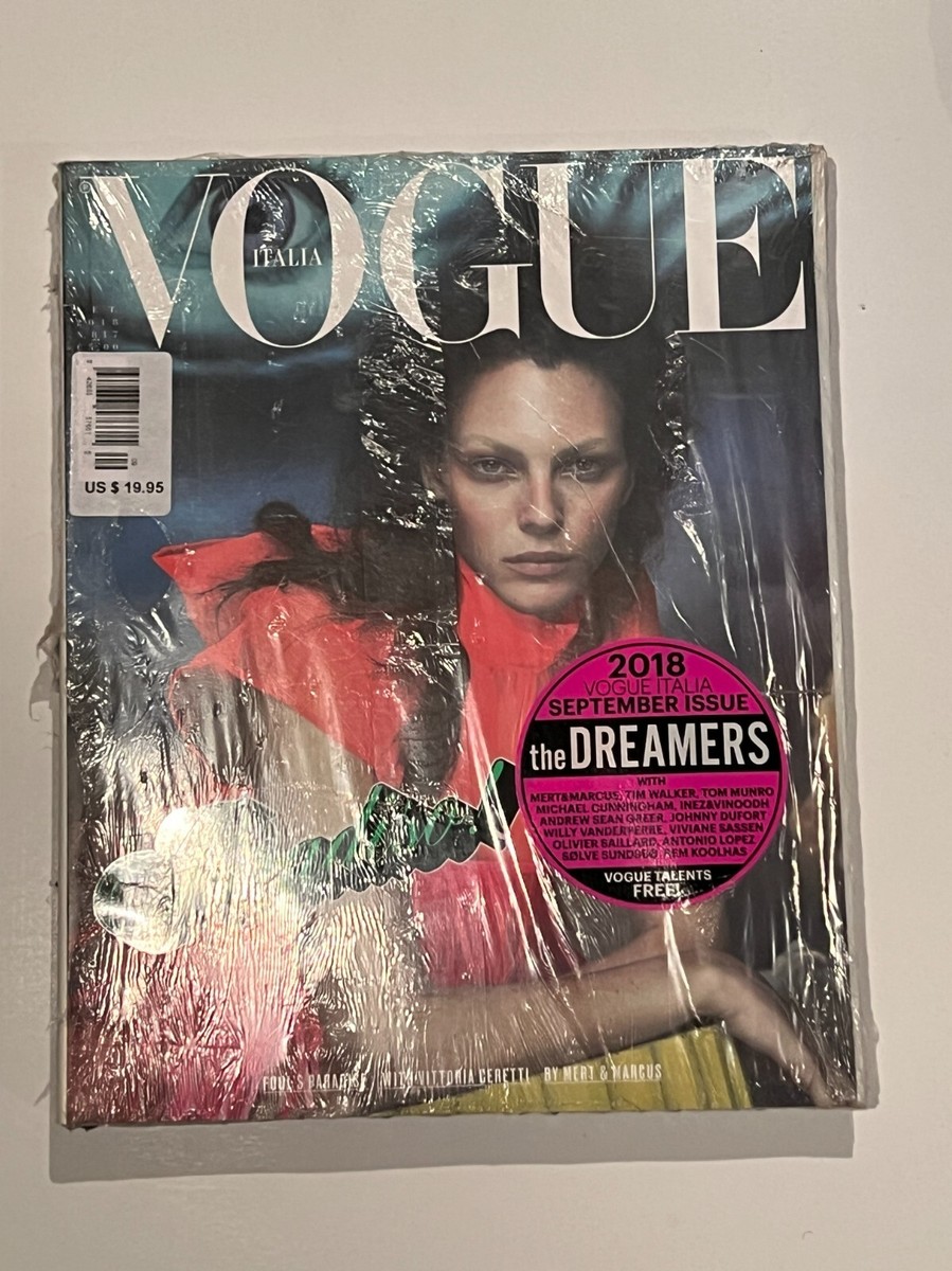 【プレミア品】VOGUE ITALY 2020 April $_57.JPG?set_id=880000500F