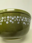 New ListingPYREX Spring Blossom/Crazy Daisy Mixing Bowl 2-1/2qt