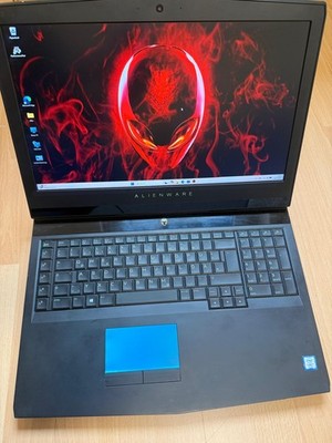 Dell Alienware Gaming  17,3 Zoll, GTX 1060,i7-77000,16GB,512 GB SSD,1TB HDD