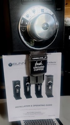 BUNN G1 Bulk Coffee Grinder Cleaned Serviced Inspected Adjusted Ready to Use.