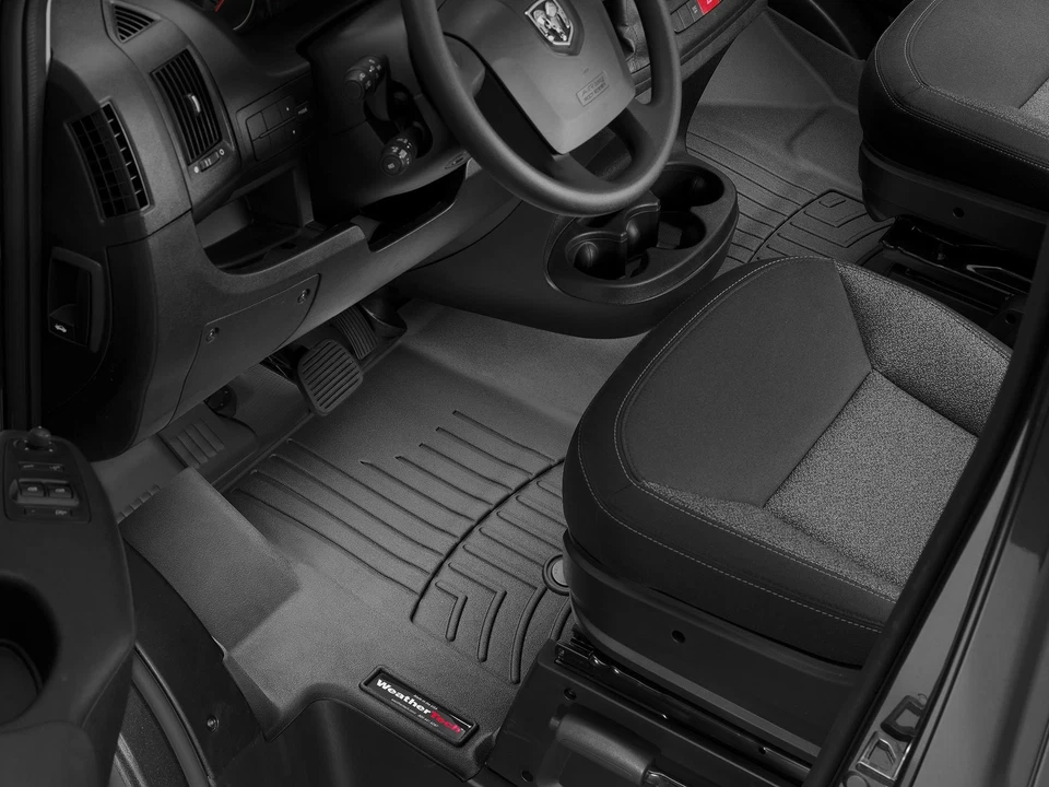 WeatherTech Tappetini per Citroen Jumper 2014-23 - Immagine 2 di 4