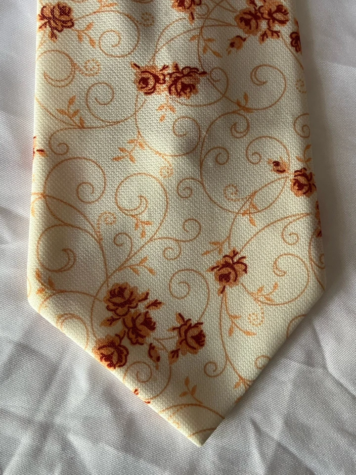 Corbata ancha vintage para hombre beige y melocotón floral 4” de ancho 58” de largo Foto 4 de 4