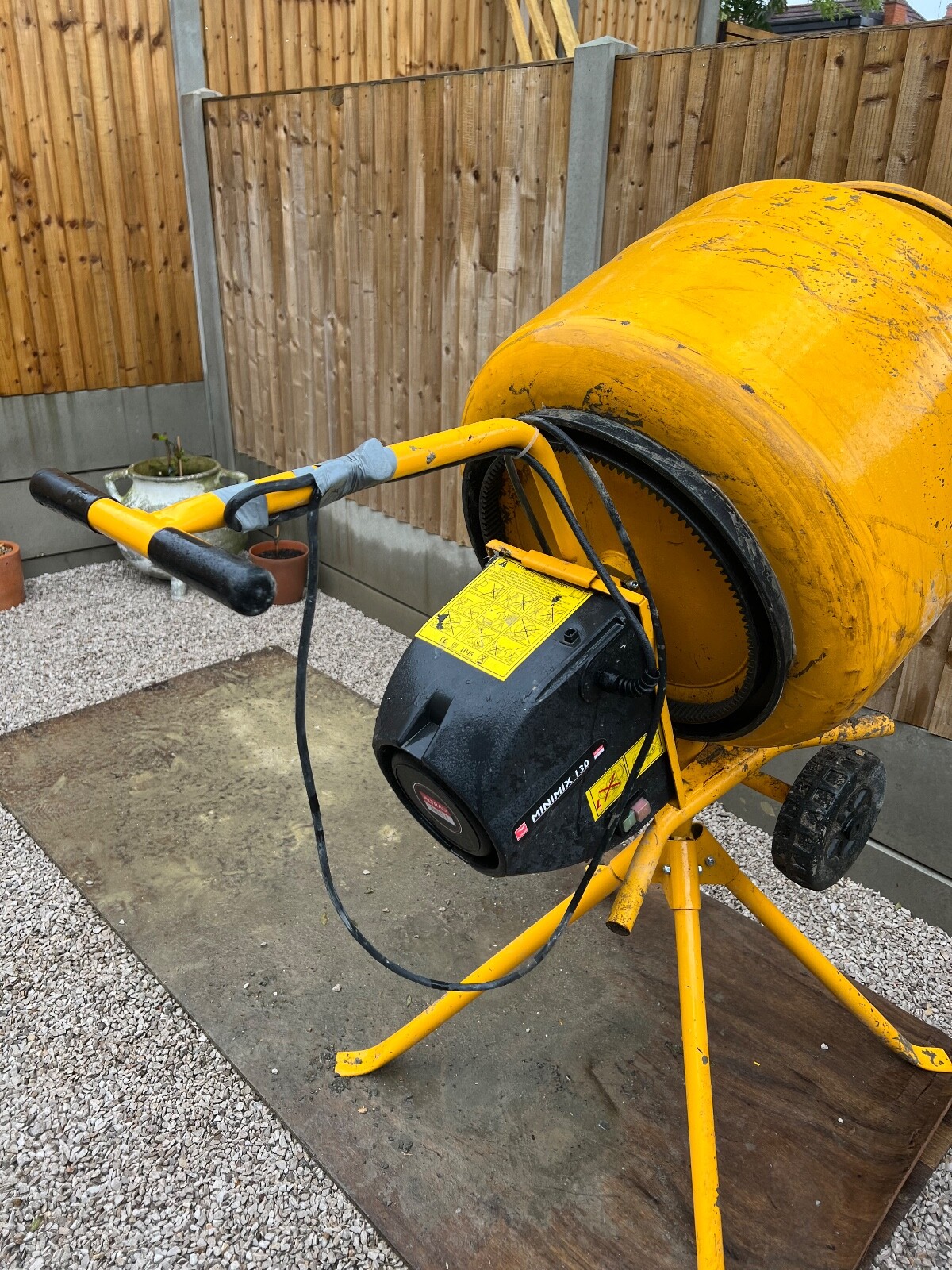 Belle Minimix 130 TipUp Cement Mixer Concrete Mixer 230v 2022