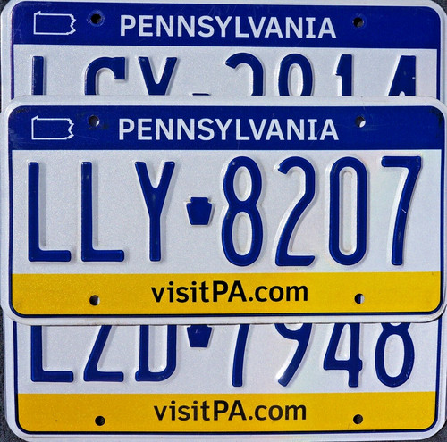 One Random PENNSYLVANIA LICENSE PLATE - Blue Letters Yellow Band License Plates