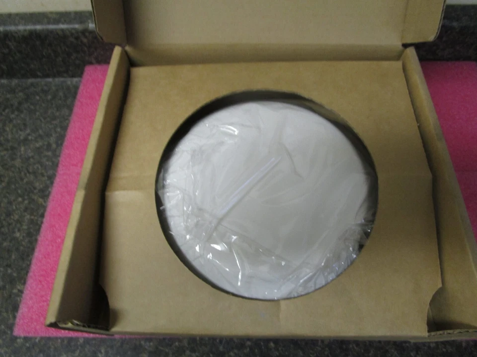 Laird SL69273PTL72NM Multiband Omnidirectional Antenna - NEW - Image 3 of 4