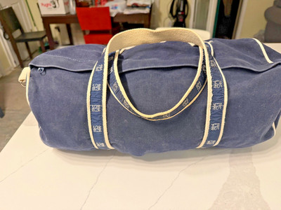 Warden Brooks Ltd Duffel/Banker bag, Merril Lynch Bull, Rare Find, GUC