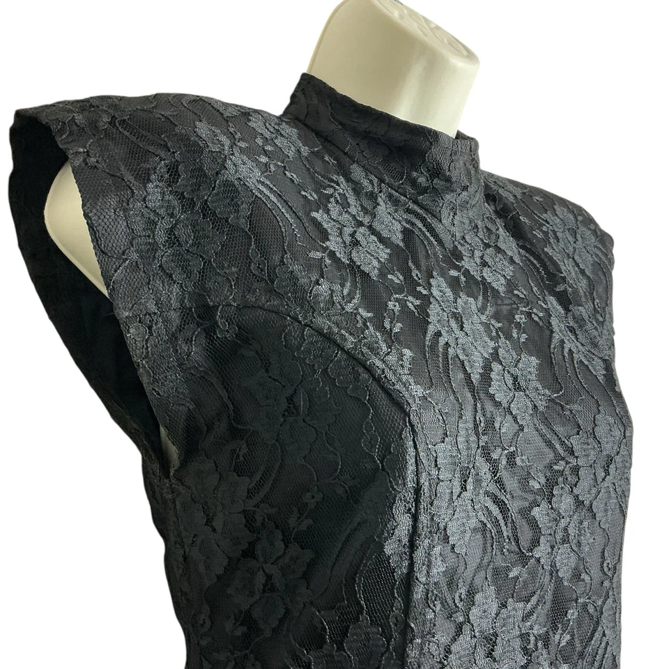 Vestido caprichoso vintage talla 6 hecho en EE. UU. de encaje negro cuello alto peplum en capas Foto 3 de 4