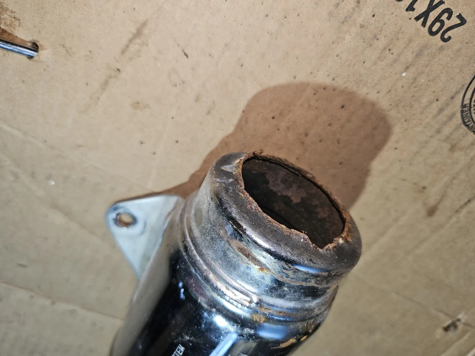 Kawasaki Vulcan 750 1999 tubos de escape unidad completa con deflectores corte una punta. fotos Foto 3 de 4