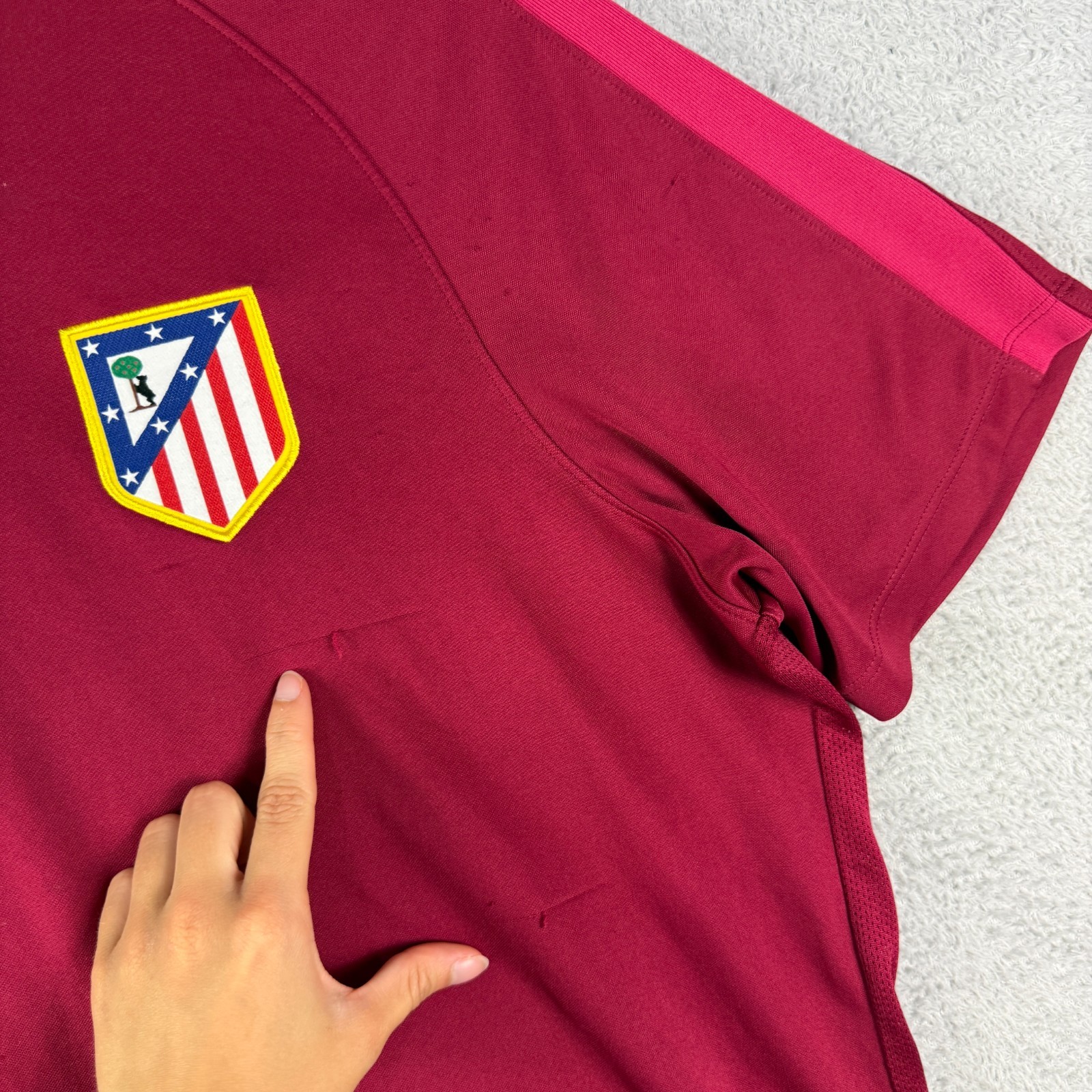 Vintage Nike Atletico Madrid 2016-2017 Burgundy Size XL Training Football Shirt image 3