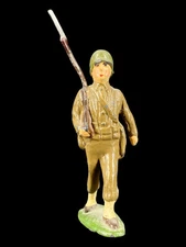 Vtg F.A.O. Schwarz Lead Toy Military Soldier Marching w/ Bayonet Figurine 4"