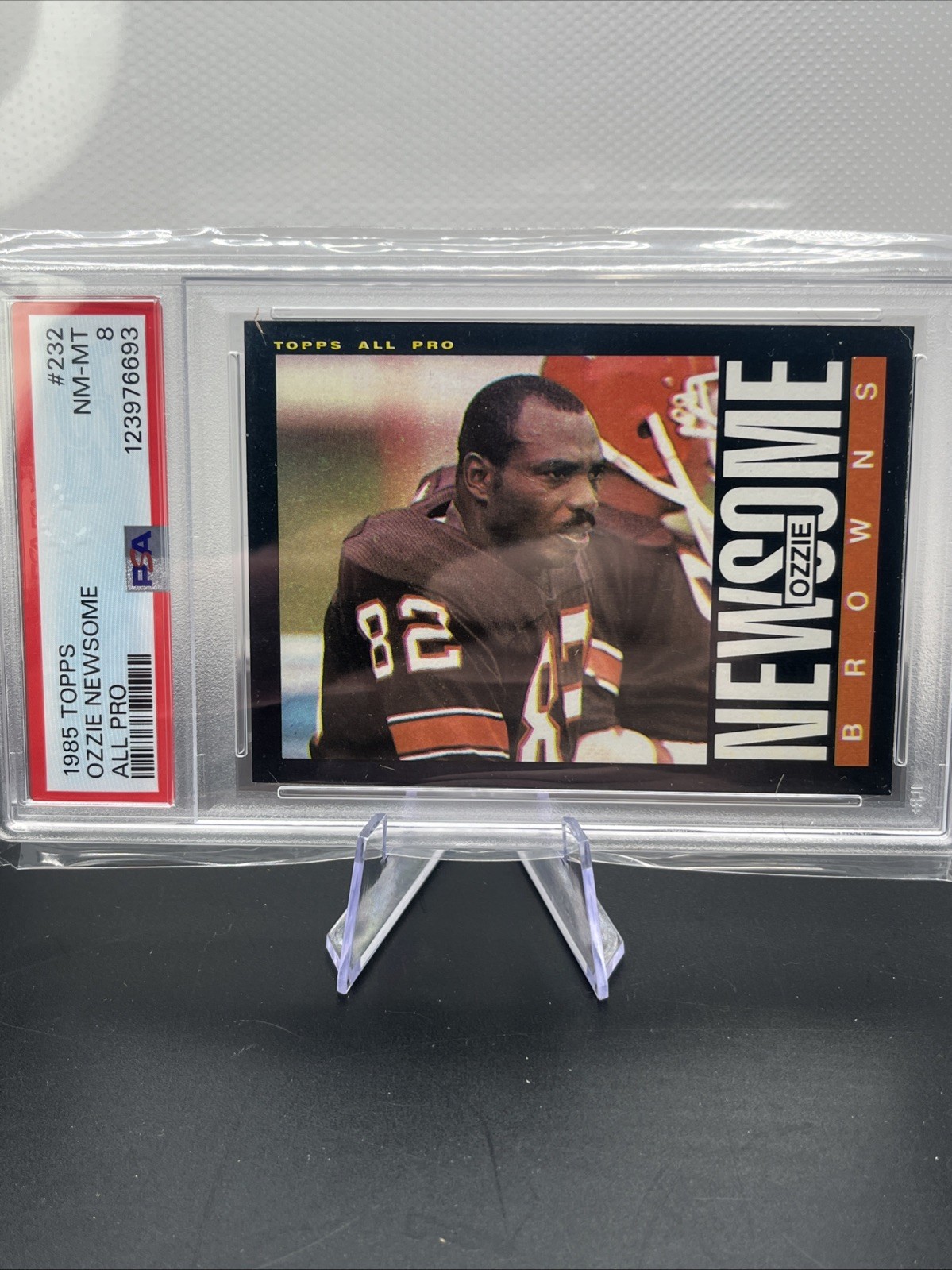 1985 Topps - Ozzie Newsome #232 PSA 8 Cleveland Browns HOF NFL & College