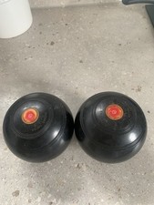 Thomas Taylor Crown Green Bowls 2lb 10oz