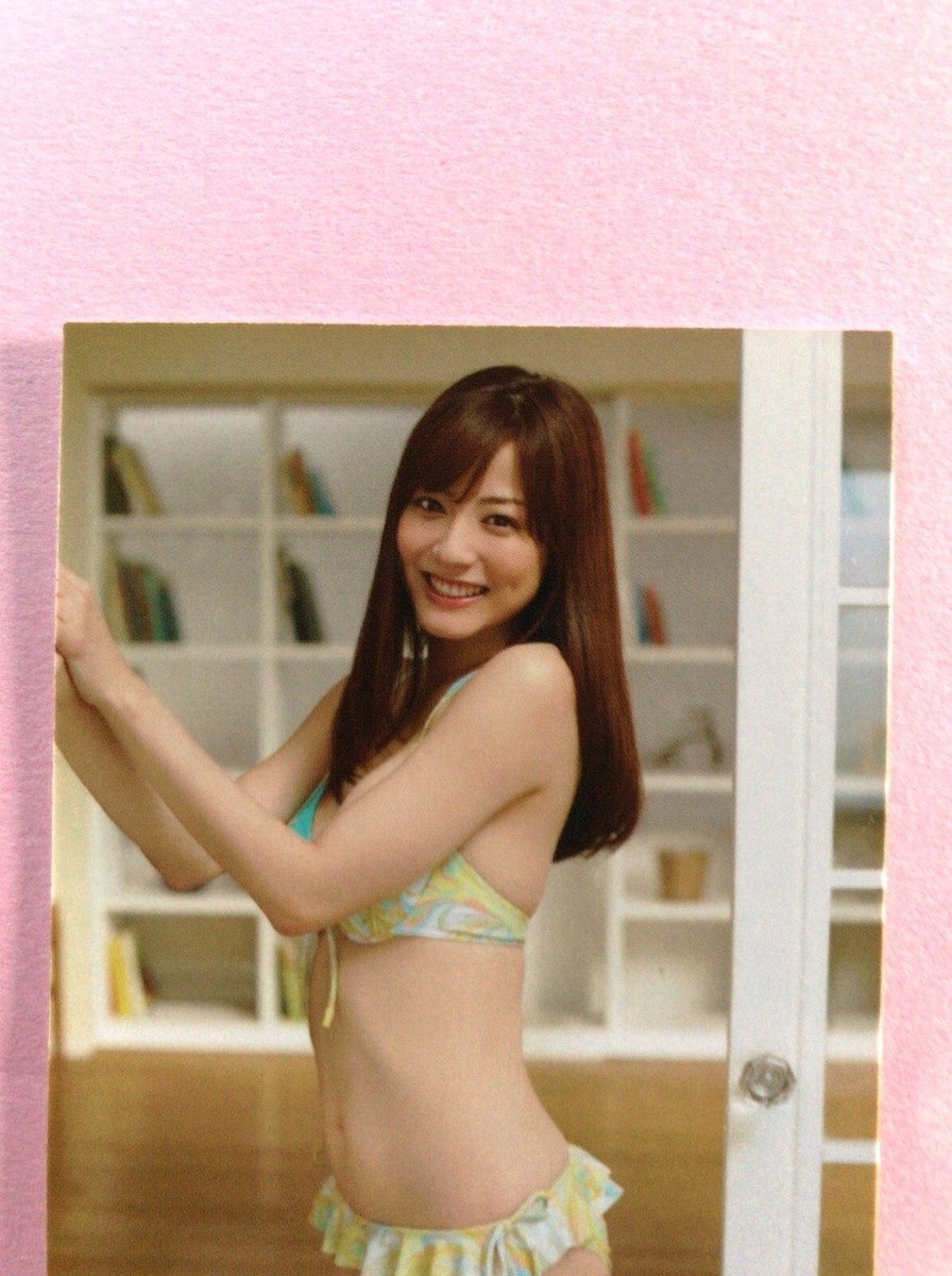 RG08 Yumi Sugimoto TCG CARD 2013 Seven Colors gravure Bikini