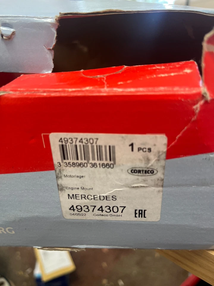 ENGINE MOUNT RIGHT MERCEDES 2014 ONWARDS V200 V250 V200 2.2 CDI CORTECO Y1-38 - Image 3 of 4