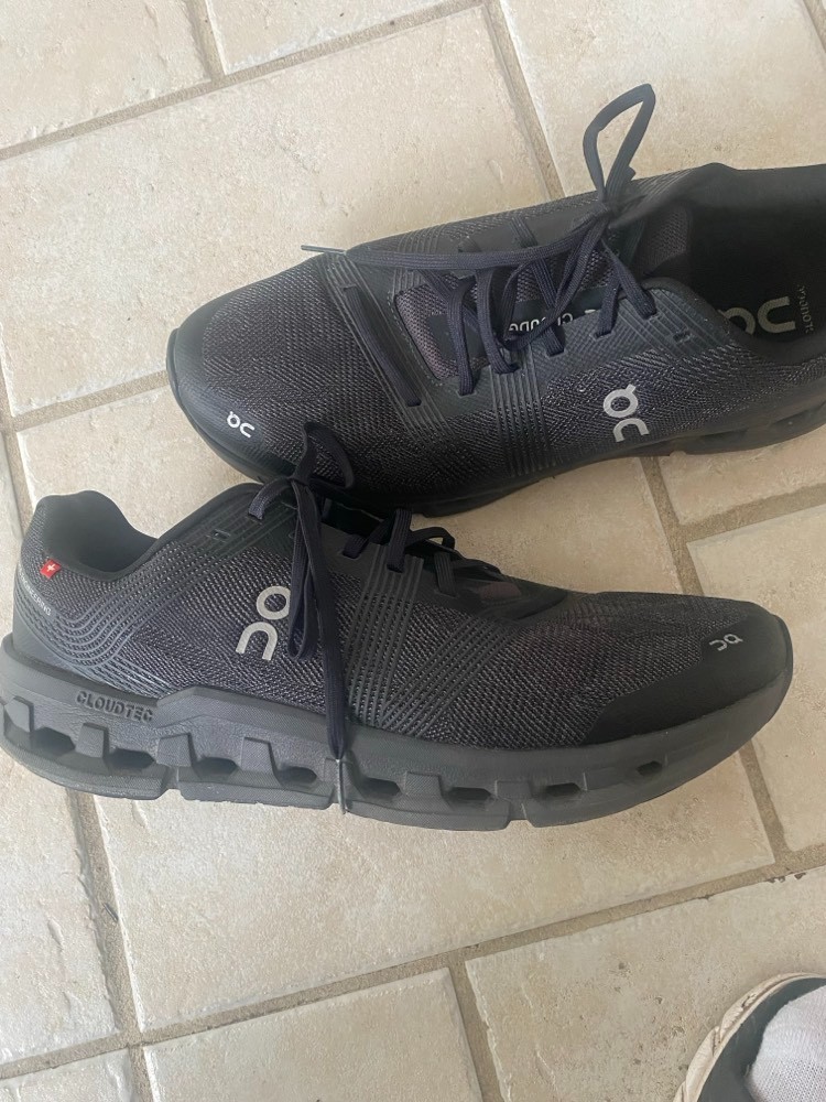 Size 12.5 - ON Cloudgo Black Eclipse - image 5