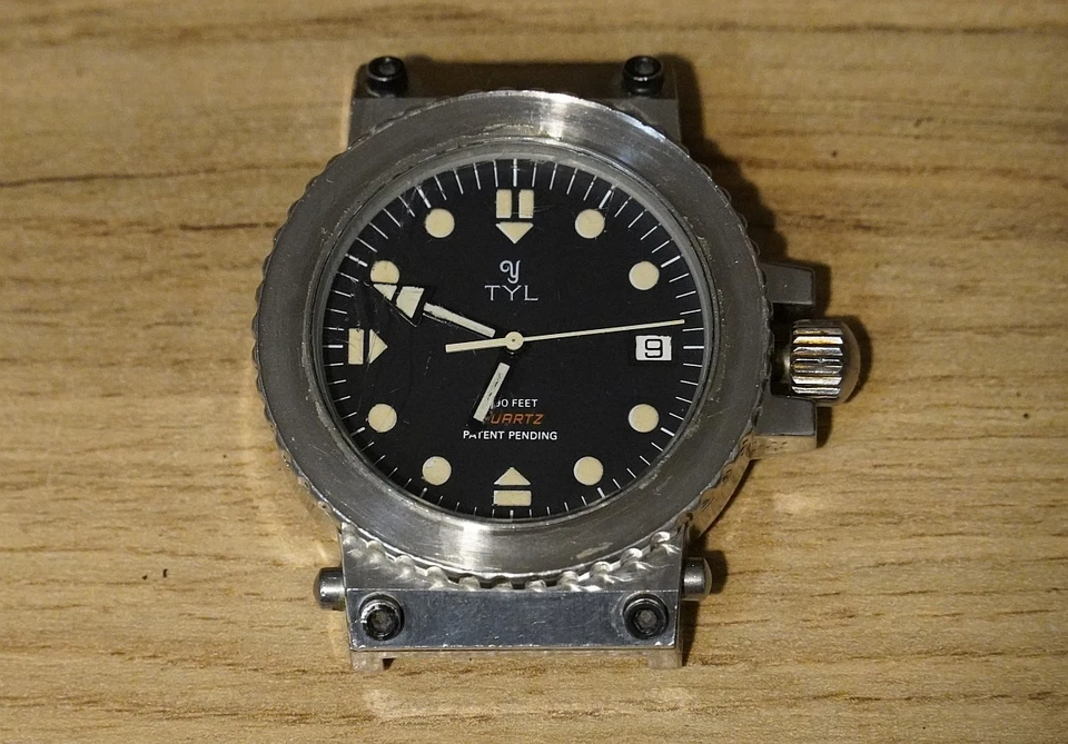 YEMA TYL Navygraf vintage battery powered quartz watch - Imagen 4 de 4