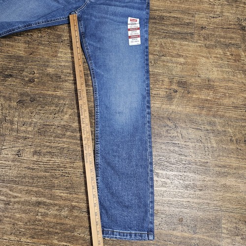 Wrangler Mens jeans 30x32 Athletic Fit Straight Blue 5 Medium Wash Denim - Picture 10 of 13