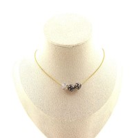 Mineralien Und Edelsteine. Halskette Mit 3 Perlen Agat Drachenadern 8 Mm.