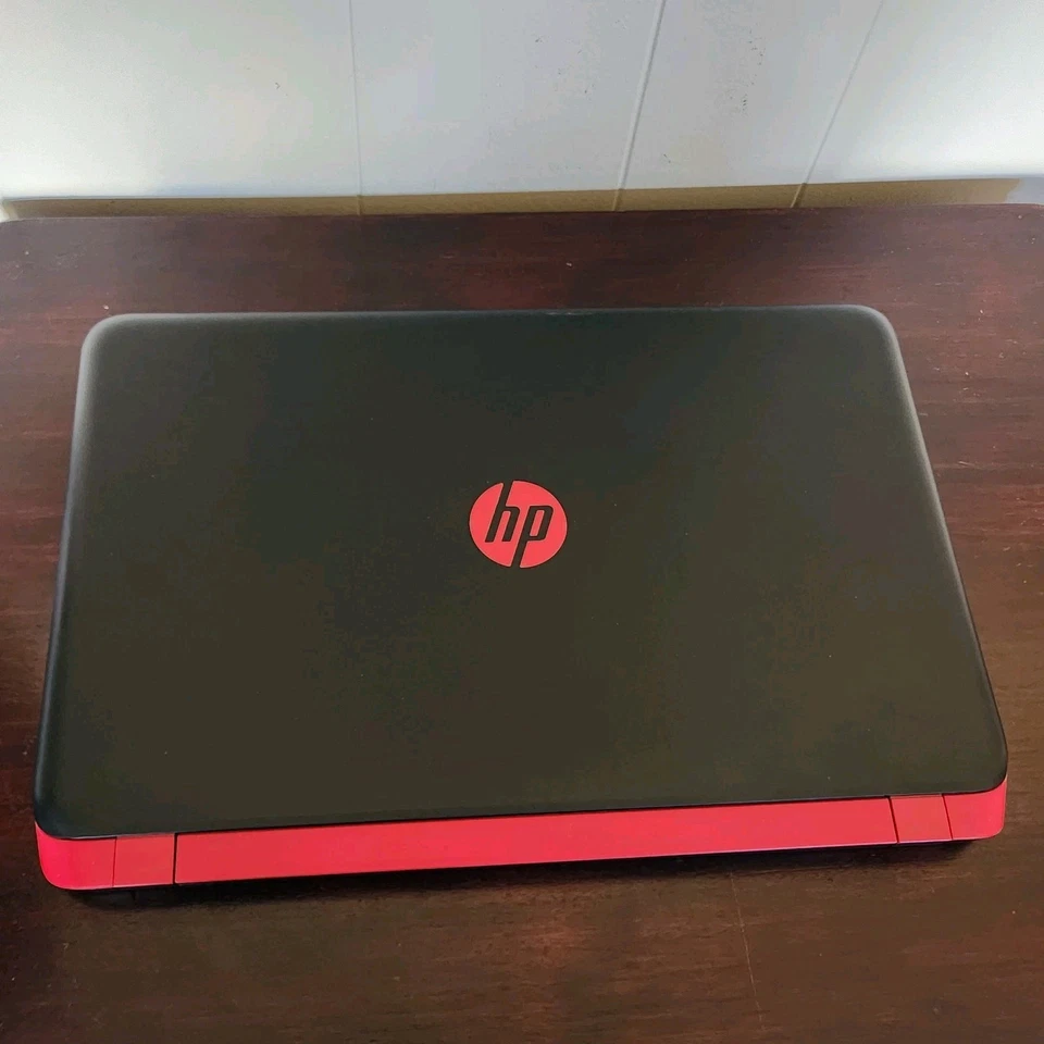 HP Beats 15 15-p030nr Touch 15.6" Laptop A10-7300 R6 1.9GHz / 8GB / 1TB HDD - Image 2 of 4