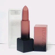 Huda Beauty GIRL'S TRIP Power Bullet Matte Lipstick New In Box