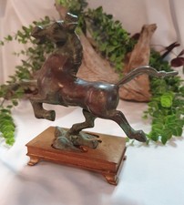 Bronze Replik - Chinesisches fliegendes Pferd von Gansu / Galoppierendes Pferd auf Schwalbe