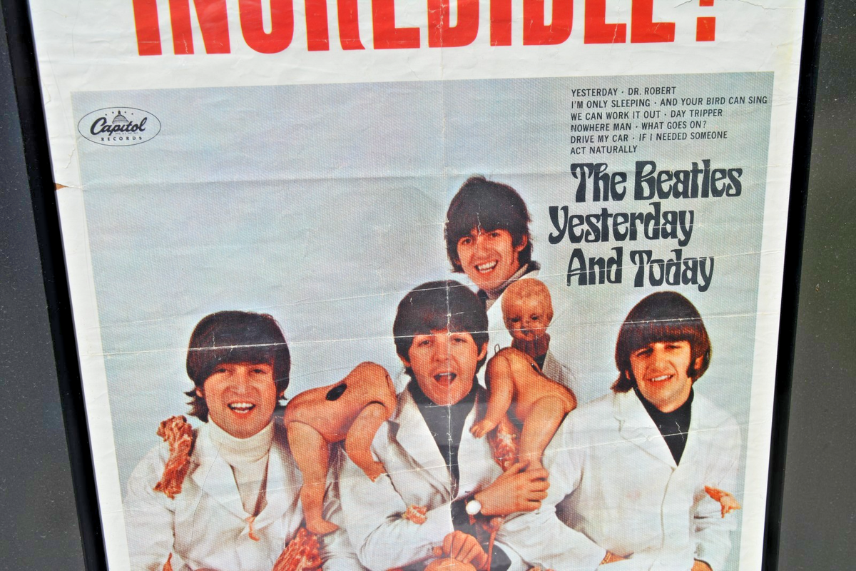 Original Beatles Vintage 1966 ' Yesterday And Today ' 18x22
